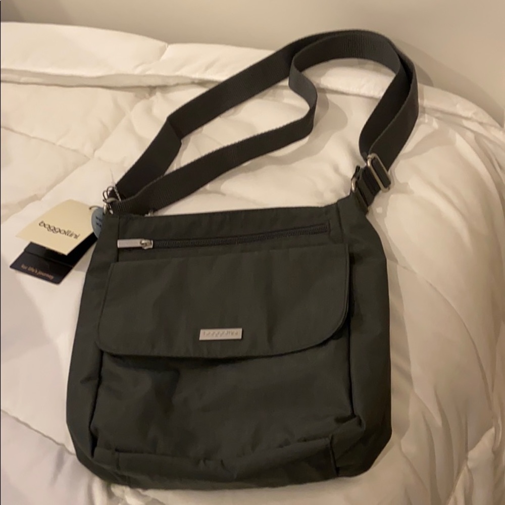 Baggalini - adjustable crossbody